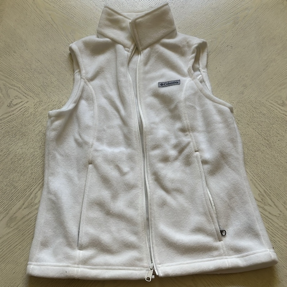 Columbia Soft White Fleece Vest
